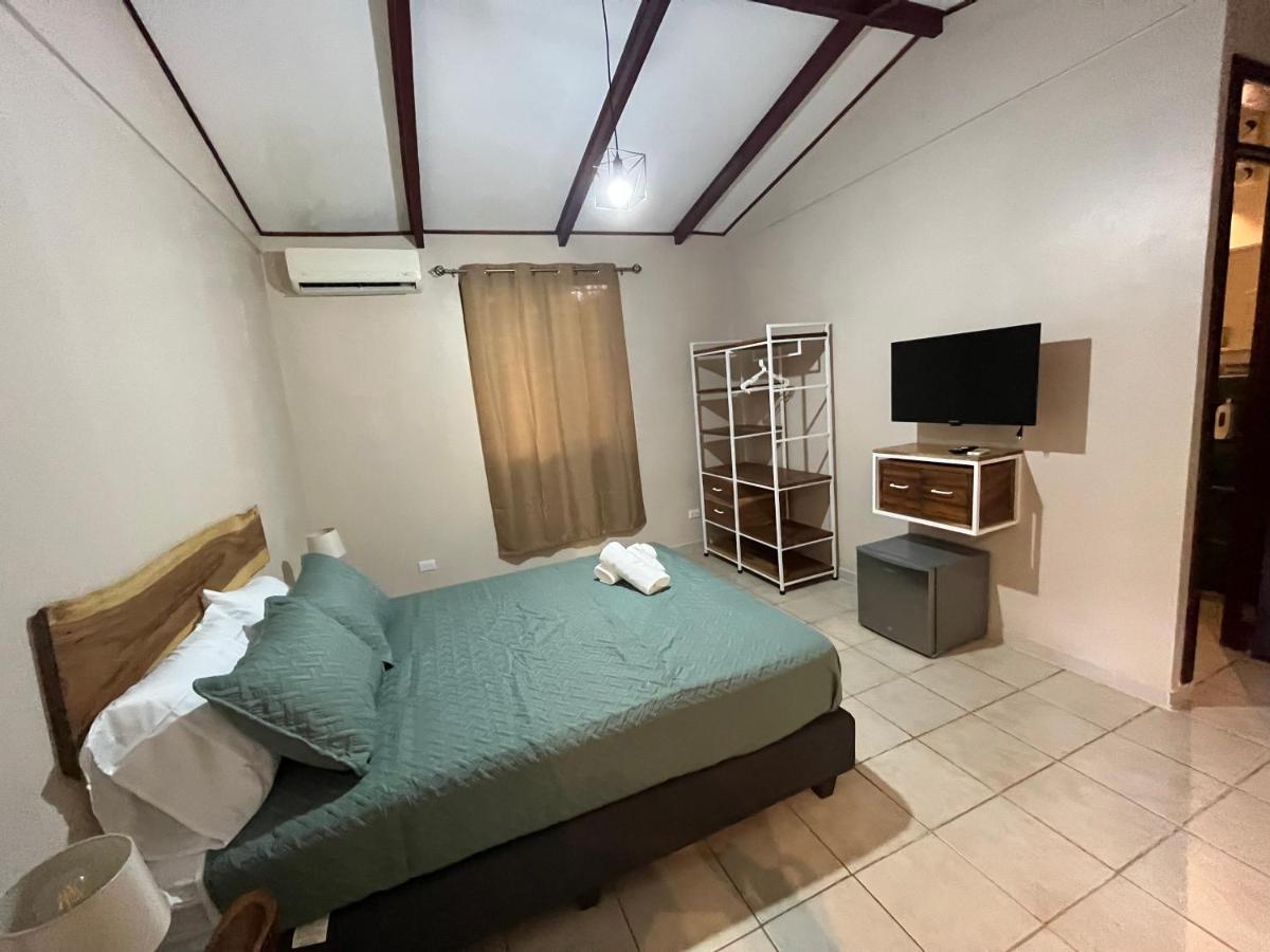 Bed and Breakfast Casa Tropical Playa Grande Cuajiniquil Экстерьер фото